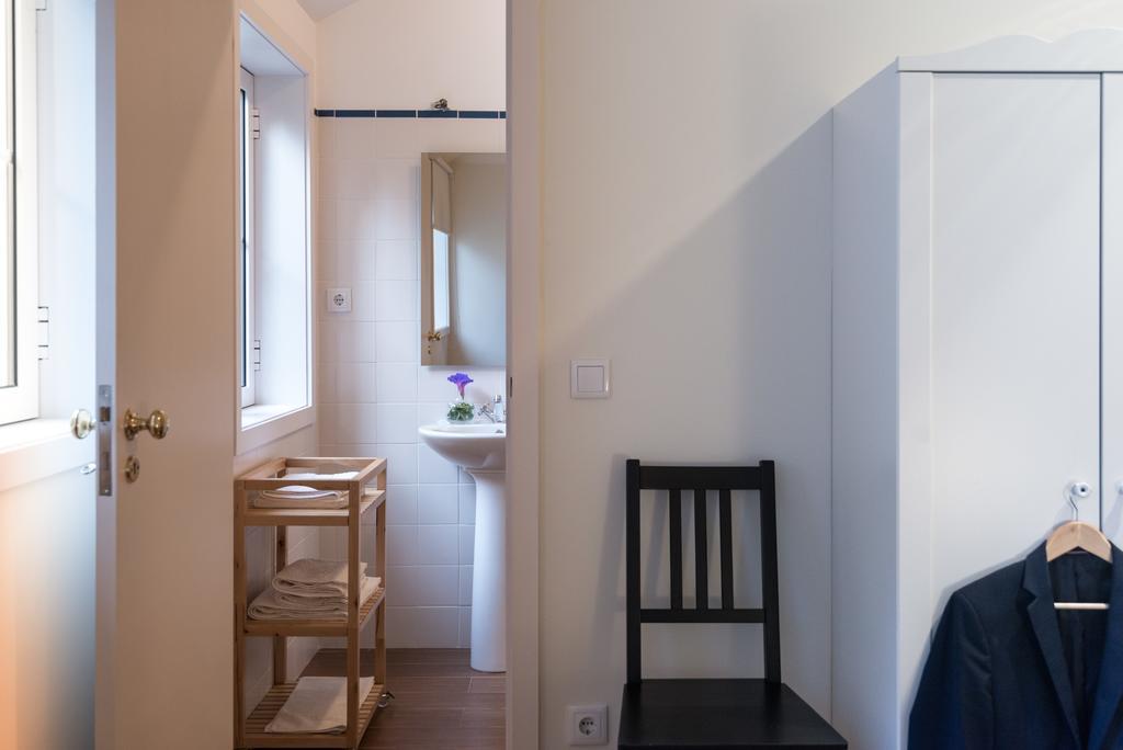 Flores Apartment Порто Екстериор снимка
