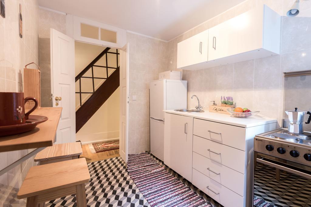 Flores Apartment Порто Екстериор снимка